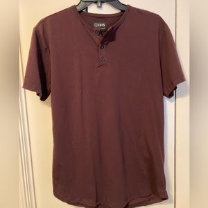 Cuts clothing medium curve-hem henley.